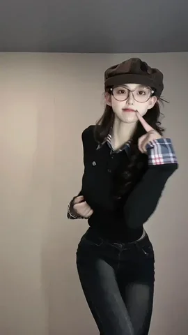 两个东北小伙在部队里的生活